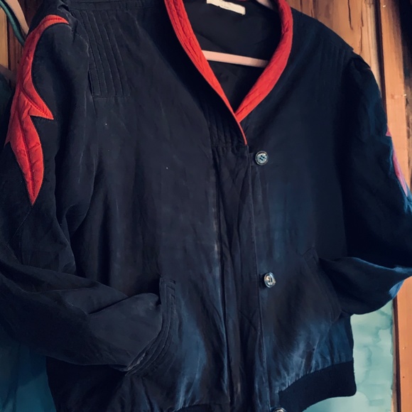 One-of-a-kind Lightweight Jacket - Picture 6 of 6